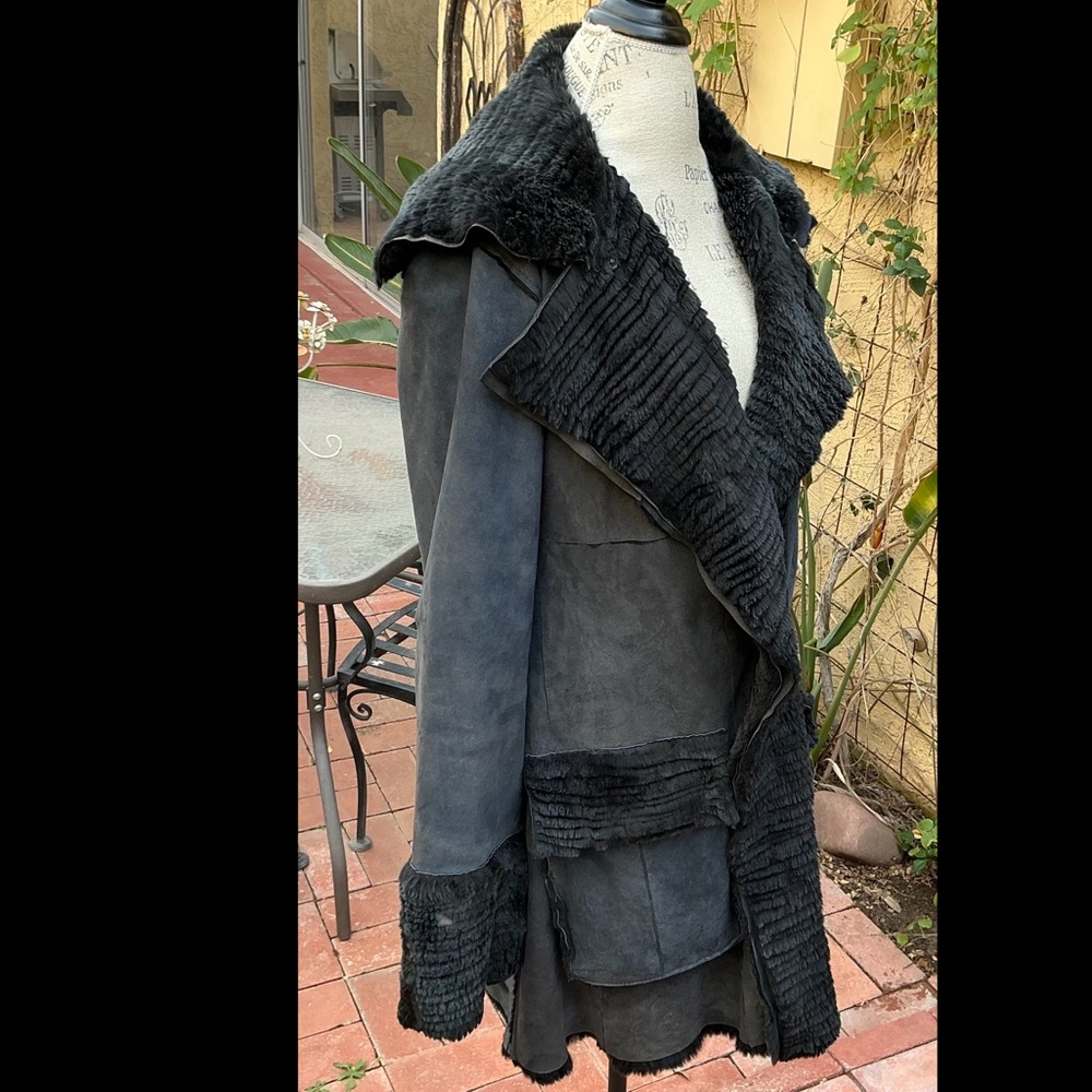Growbeans by Karen Groner 35” Long Midnight Navy Blue Rabbit Fox Shearling Sz M - Picture 6 of 15